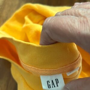 Orange xlarge sweatshirt